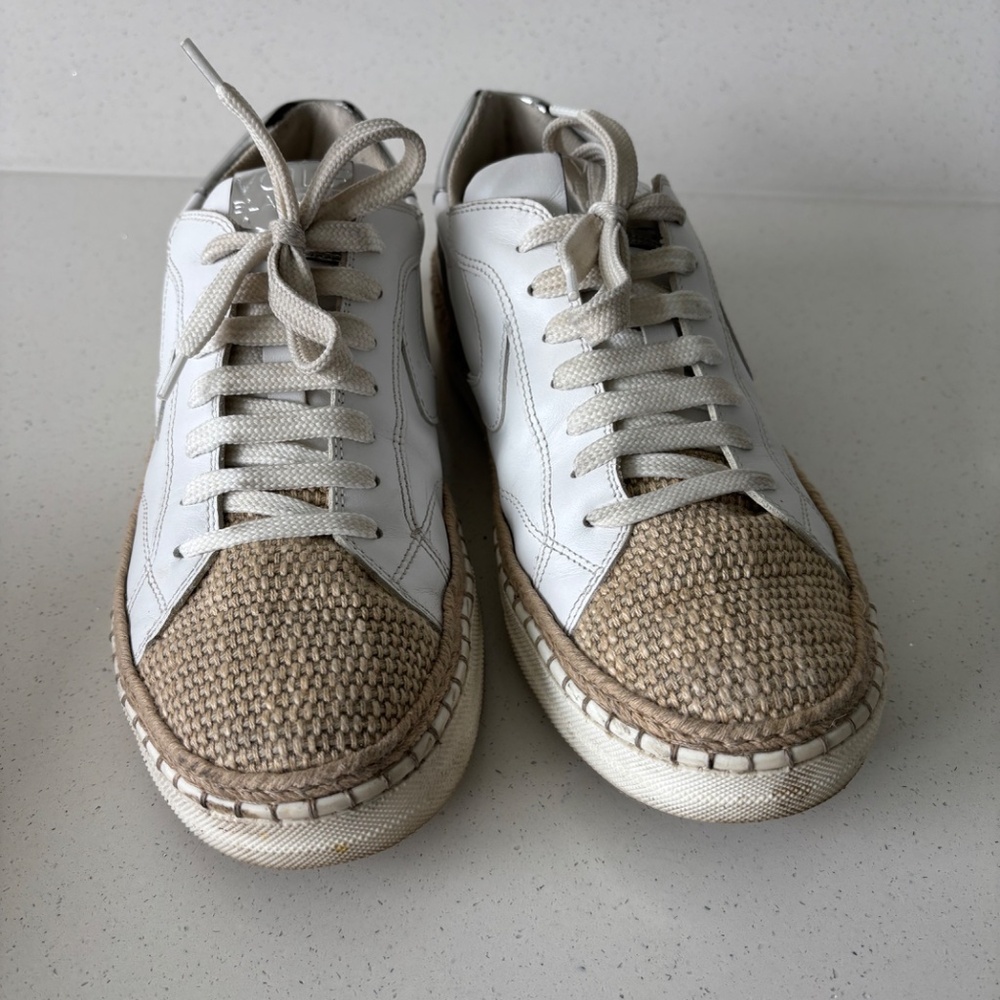 Voille Blanche Sneakers  Size 8